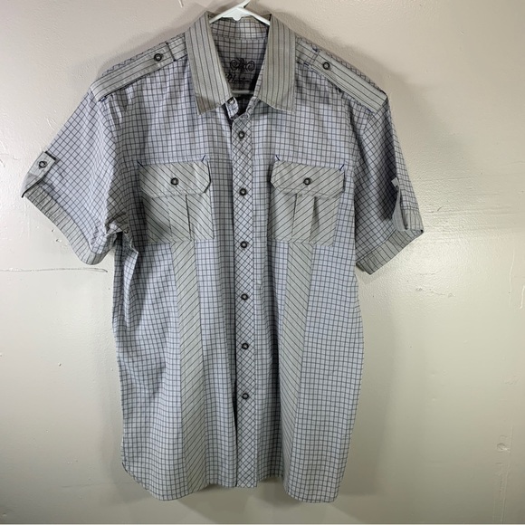 Men’s button-down shirt plaid short sleeve grid pattern white gray large stripes - Picture 8 of 8